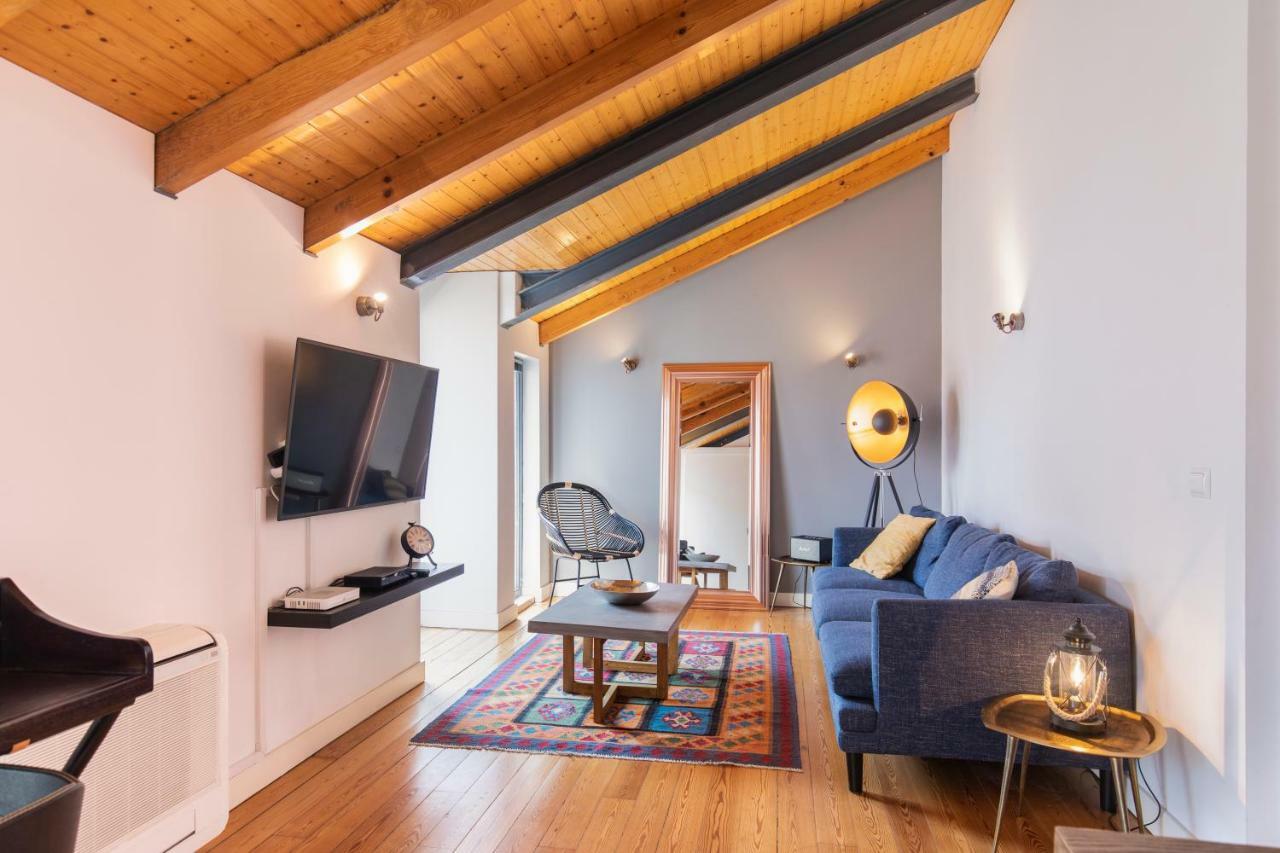 Bairro Alto Stunning Flat With Balcony By Lovelystay Лиссабон Экстерьер фото